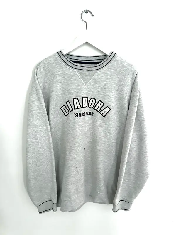 Diadora Sweatshirts — Diadora 90s Big Spellout Sweatshirt Grey